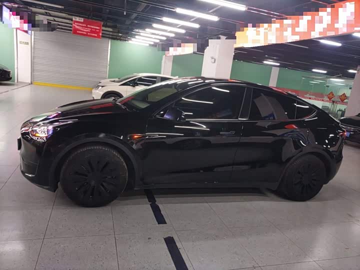 Фото 5 - Tesla Model Y