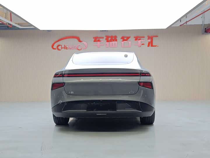 Фото 5 - XPeng P7