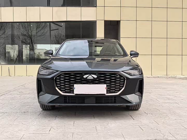 Фото 2 - Chery Fulwin A8L