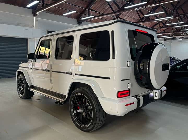 Фото 5 - Mercedes-Benz G-Class AMG