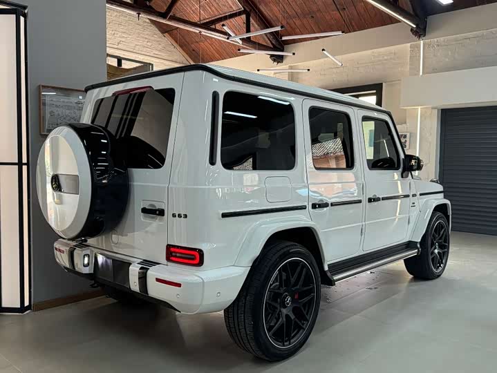 Фото 6 - Mercedes-Benz G-Class AMG