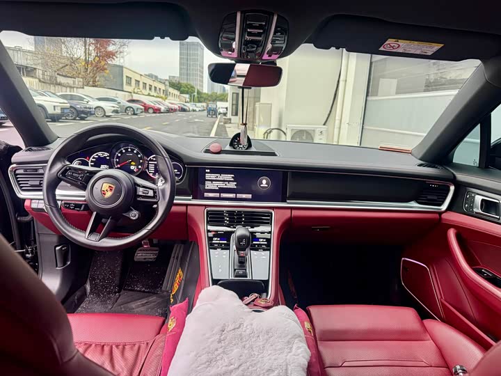 Фото 7 - Porsche Panamera