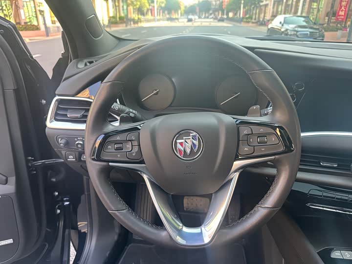 Фото 7 - Buick Enclave