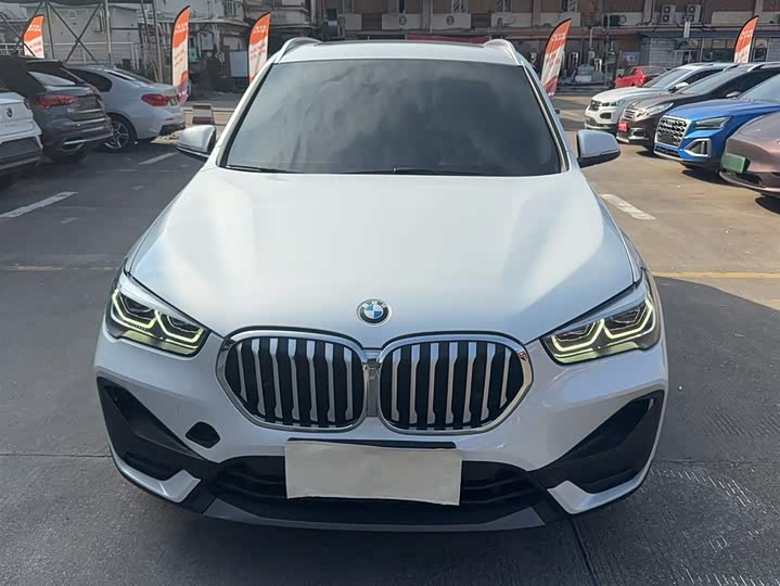Фото 3 - BMW X1