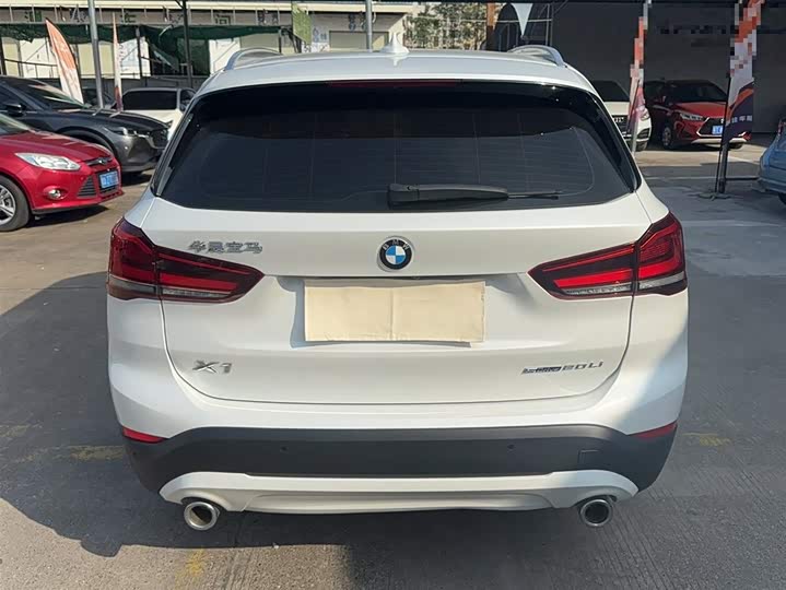Фото 6 - BMW X1