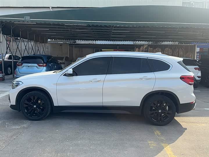 Фото 7 - BMW X1