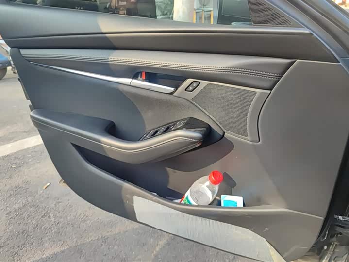 Фото 7 - Mazda 3 (Axela)