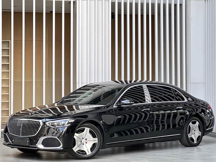Фото 1 - Mercedes-Benz Maybach S-Class