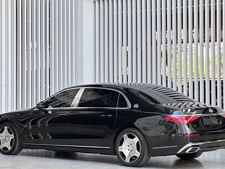 Фото 6 - Mercedes-Benz Maybach S-Class