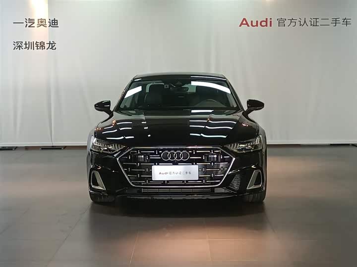 Фото 2 - Audi A7L