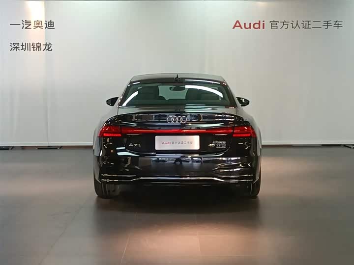 Фото 4 - Audi A7L