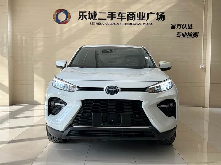 Фото 2 - Toyota Wildlander