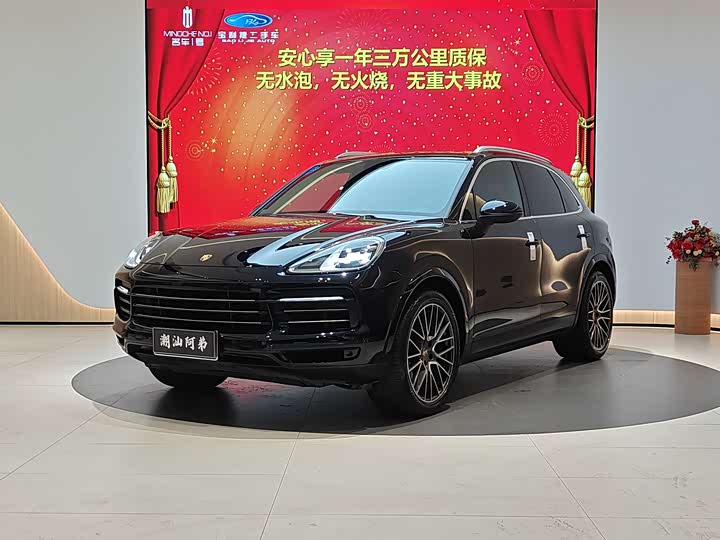Фото 1 - Porsche Cayenne