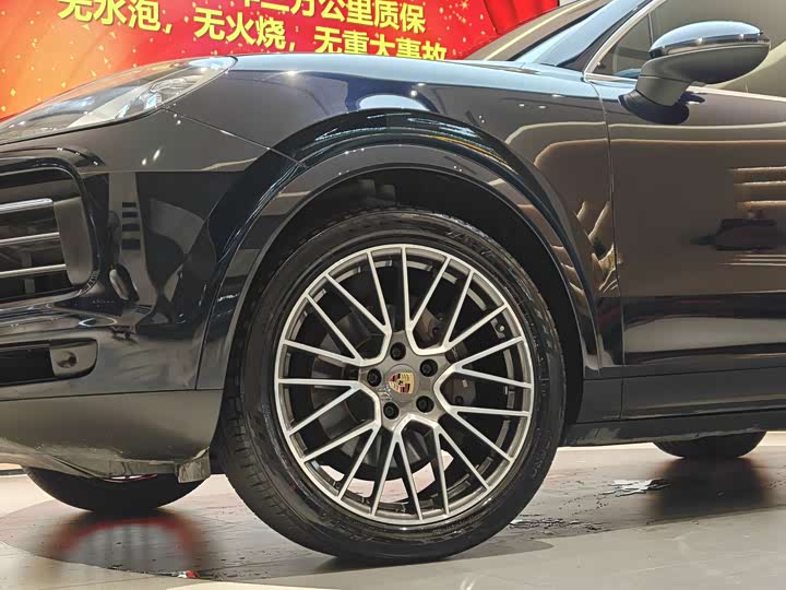 Фото 3 - Porsche Cayenne