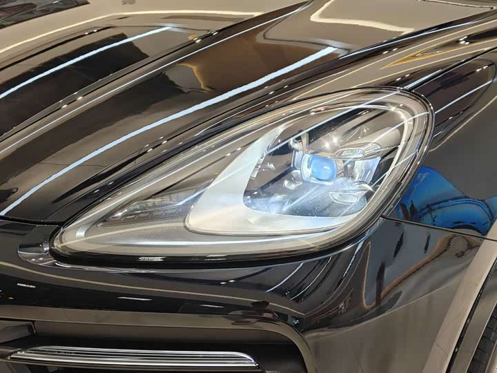 Фото 5 - Porsche Cayenne