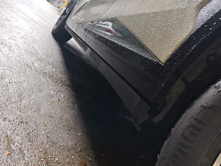 Фото 6 - Zeekr X