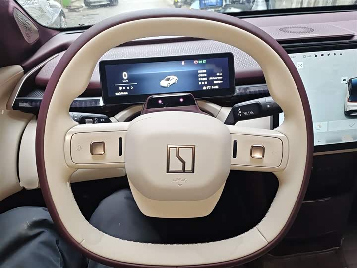 Фото 7 - Zeekr X