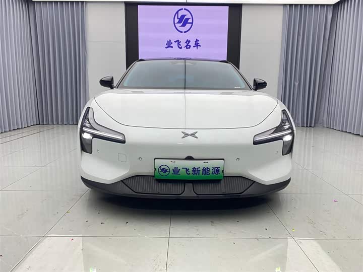 Фото 2 - XPeng Mona M03