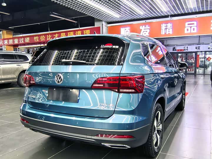 Фото 3 - Volkswagen Tharu