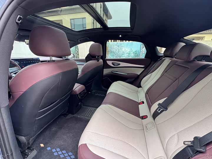 Фото 6 - BYD Seal 07 DM-i Hybrid