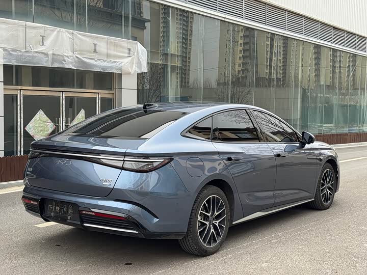 Фото 9 - BYD Seal 07 DM-i Hybrid