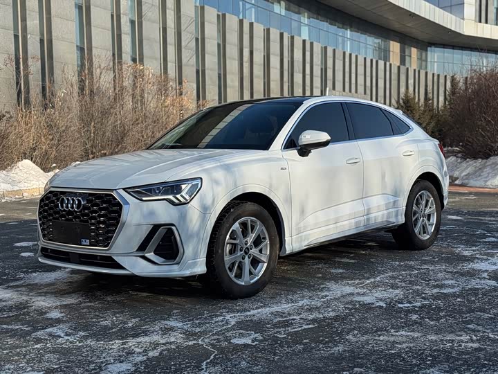 Фото 1 - Audi Q3 Sportback