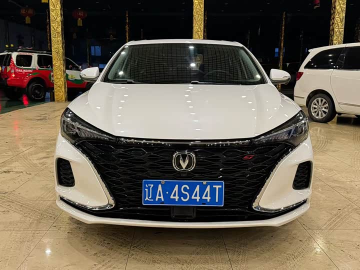 Фото 1 - Changan Eado Plus