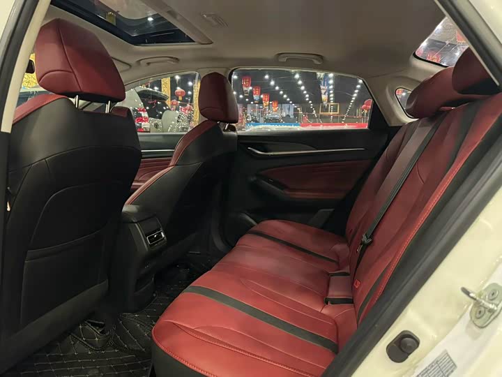 Фото 8 - Changan Eado Plus