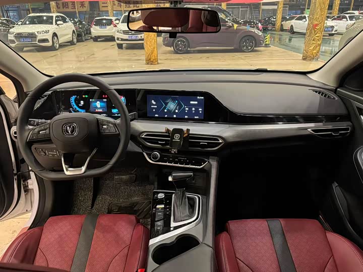 Фото 9 - Changan Eado Plus