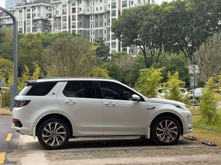 Фото 6 - Land Rover Discovery Sport Hybrid