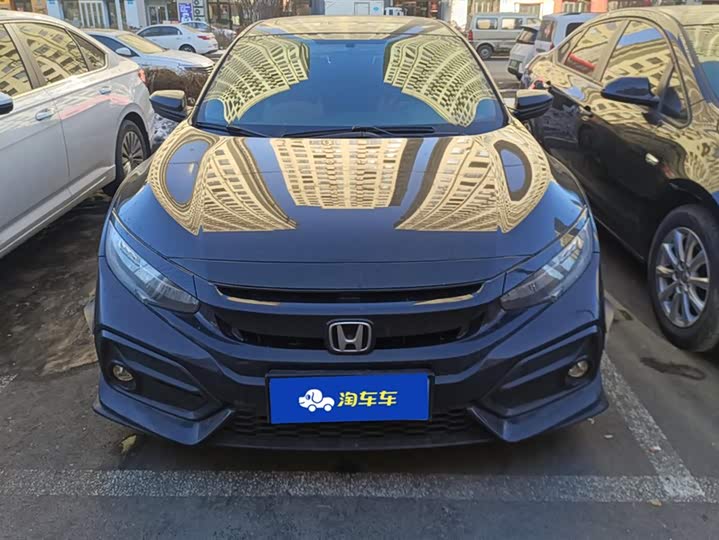 Фото 2 - Honda Civic