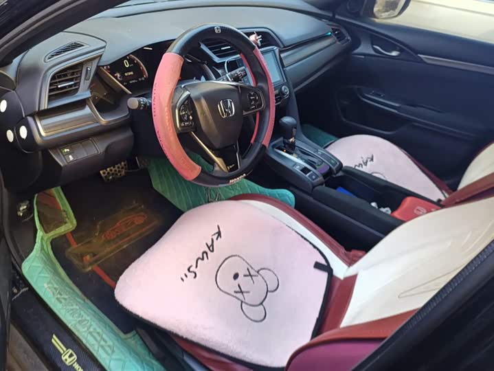 Фото 9 - Honda Civic