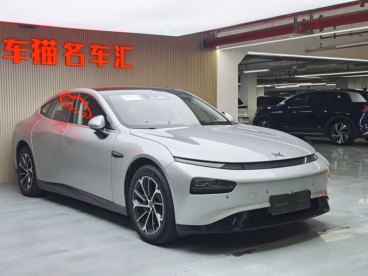 Фото 2 - XPeng P7