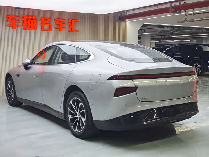 Фото 4 - XPeng P7