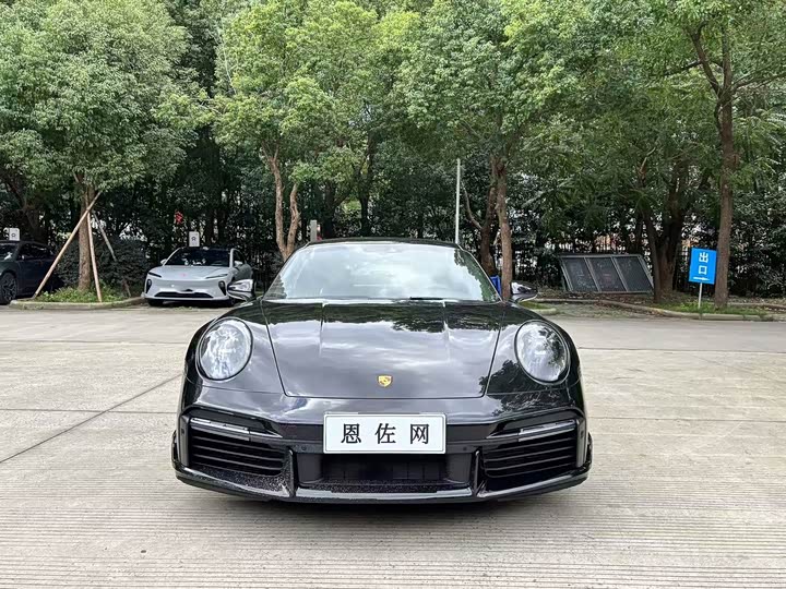 Фото 2 - Porsche 911