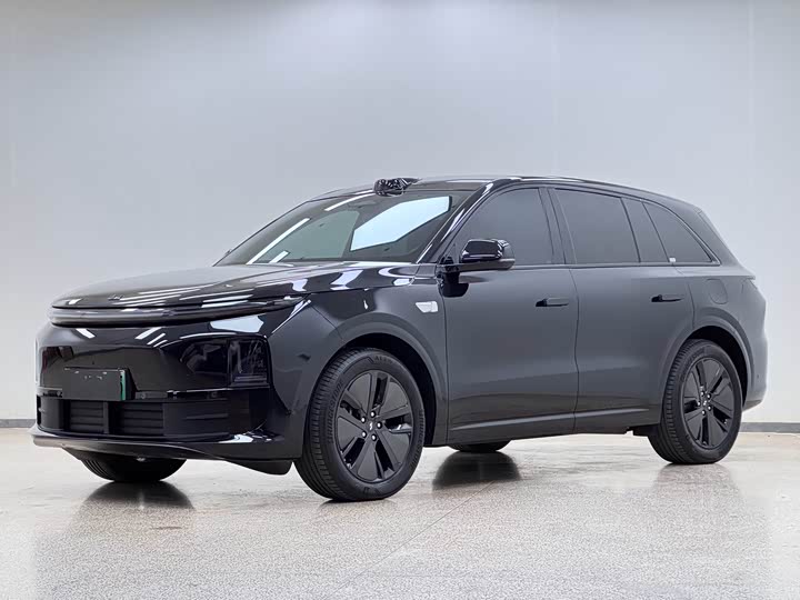 Фото 1 - LiXiang L6