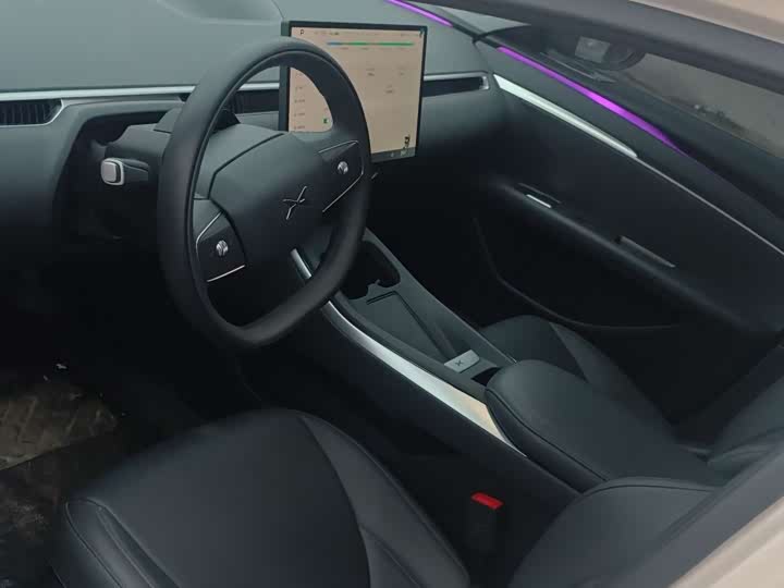 Фото 5 - XPeng Mona M03