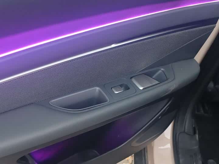 Фото 9 - XPeng Mona M03