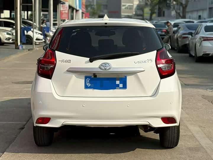 Фото 8 - Toyota Vios FS