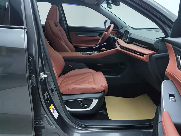 Фото 8 - Changan CS75 Plus