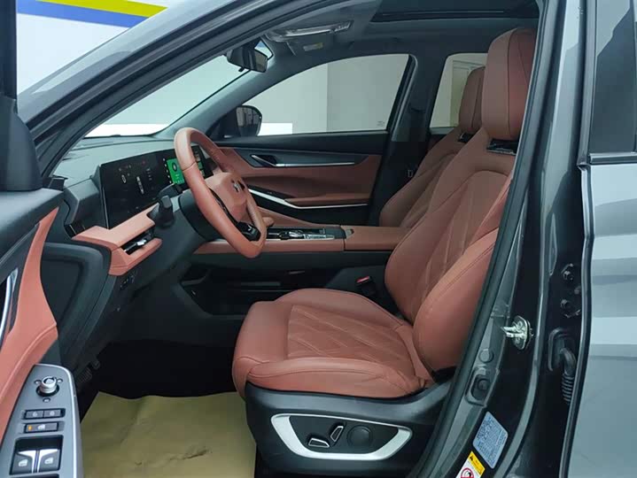 Фото 9 - Changan CS75 Plus