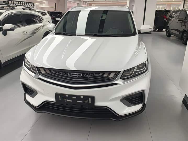 Фото 2 - Geely Coolray