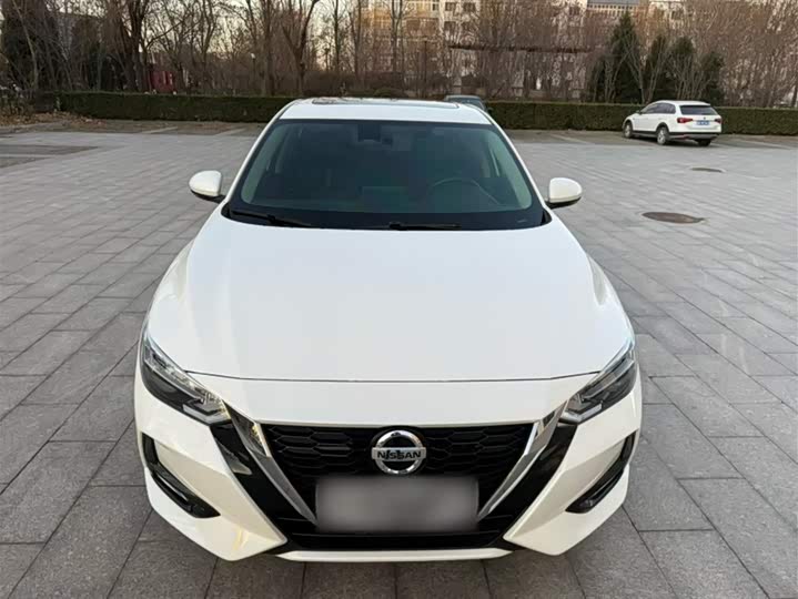 Фото 3 - Nissan Sylphy