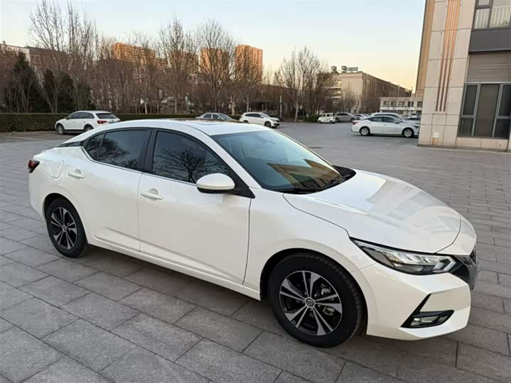 Фото 4 - Nissan Sylphy