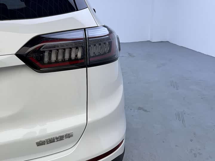 Фото 9 - Chery Tiggo 8 Plus