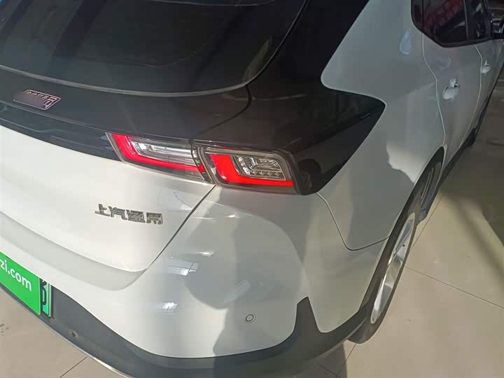 Фото 8 - Chevrolet Menlo