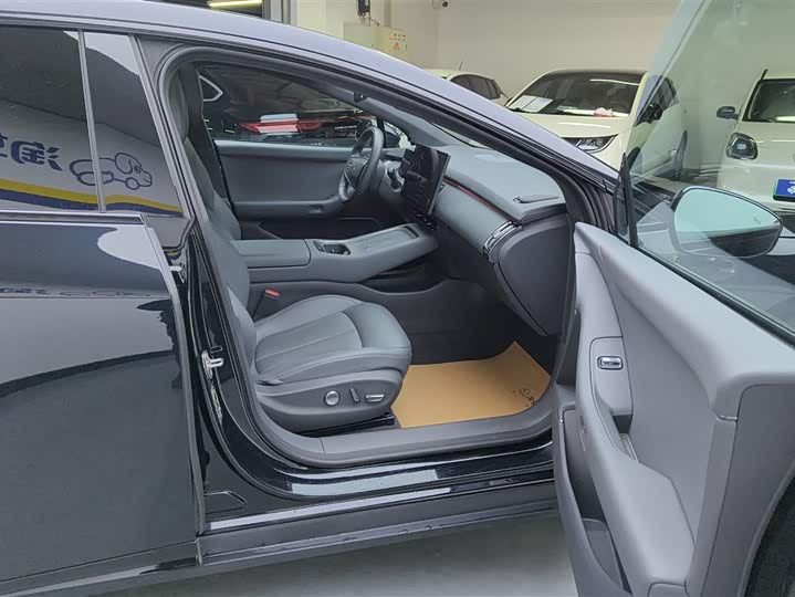 Фото 8 - XPeng F57