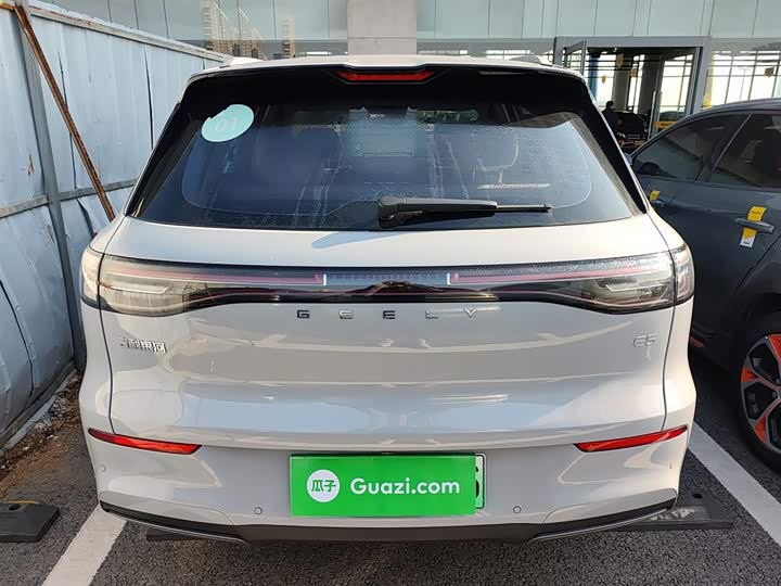 Фото 6 - Geely Galaxy E5