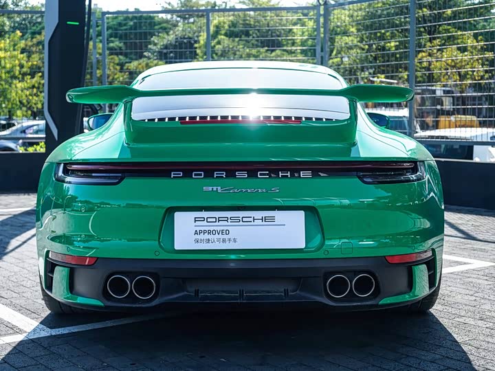 Фото 4 - Porsche 911