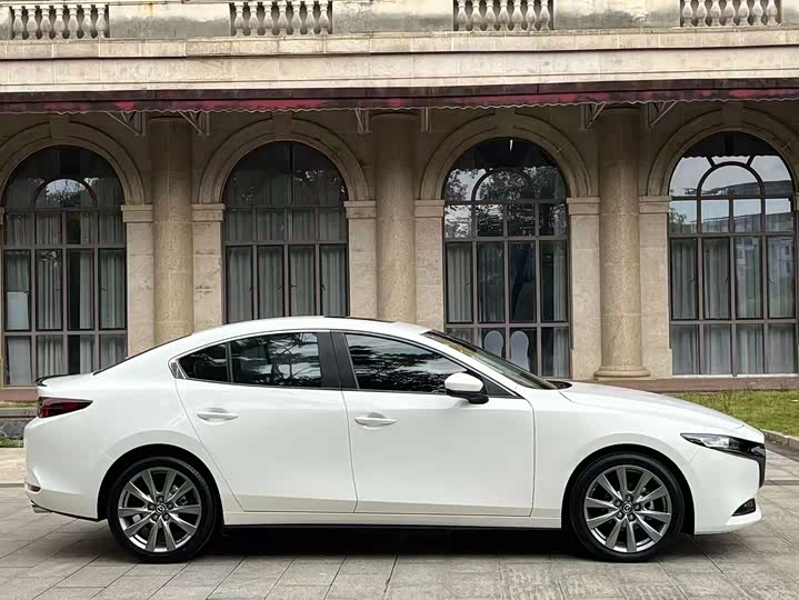 Фото 5 - Mazda 3 (Axela)